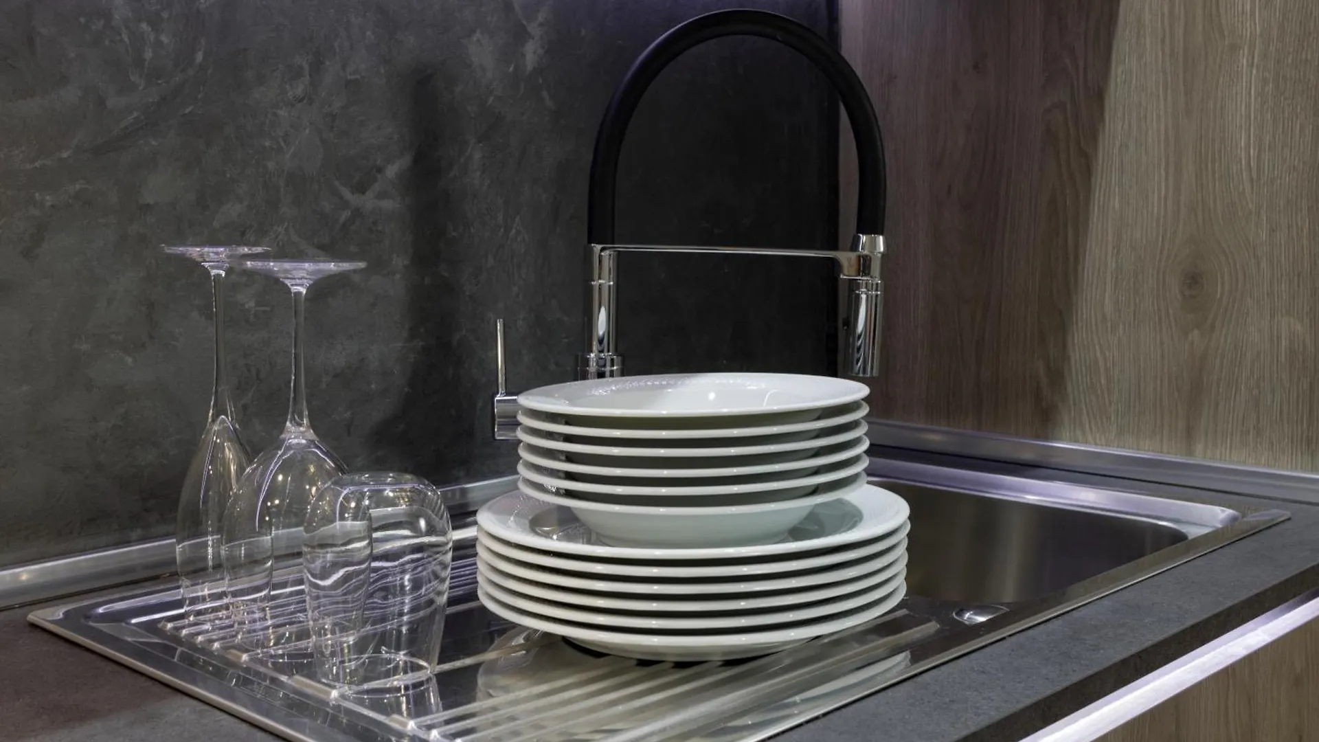 The Queen Luxury Apartments - Villa Liberty Luxembourg