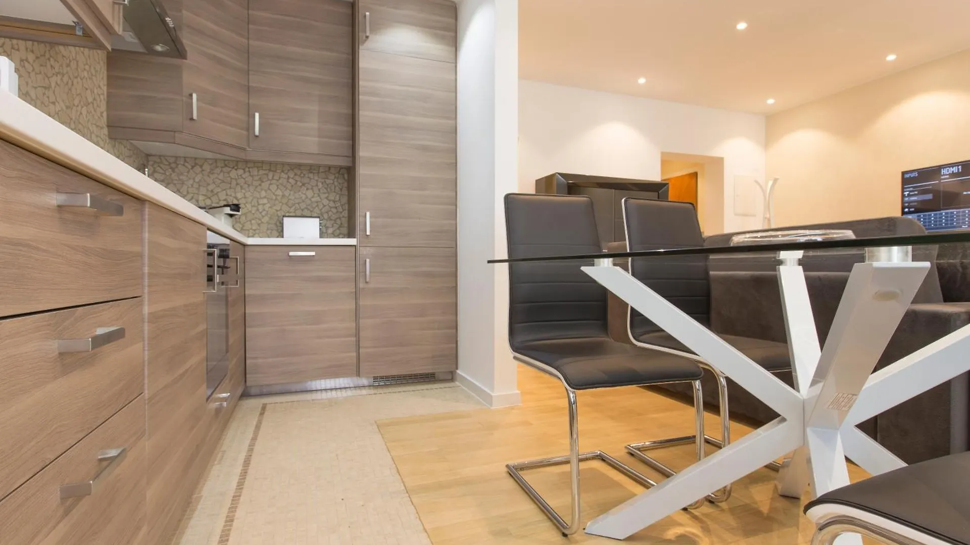 The Queen Luxury Apartments - Villa Liberty Luxembourg 0*,